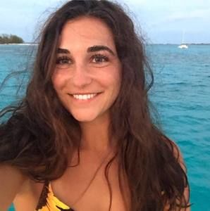 Meet your Posher, Véronique